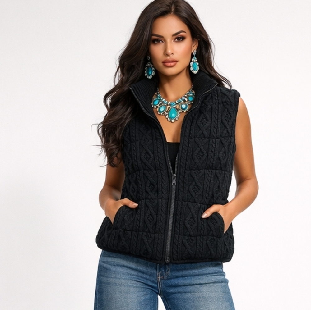 Lyssé Prudence Reversible Puffer Sweater Vest Black Large MSRP $158 - Picture 10 of 12